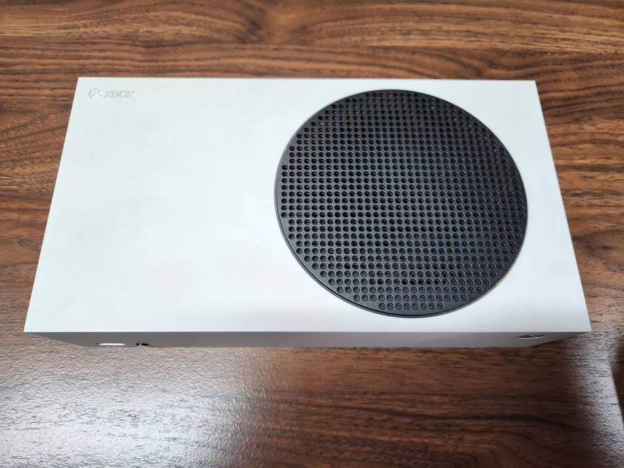 Xbox Series S 512GB + Controller | Excellent Condition!