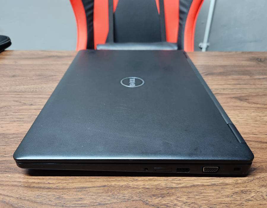 Dell Precision 3520 - i7 | 32GB Ram | 512GB NVME | NVIDIA Quadro 2GB DDR5