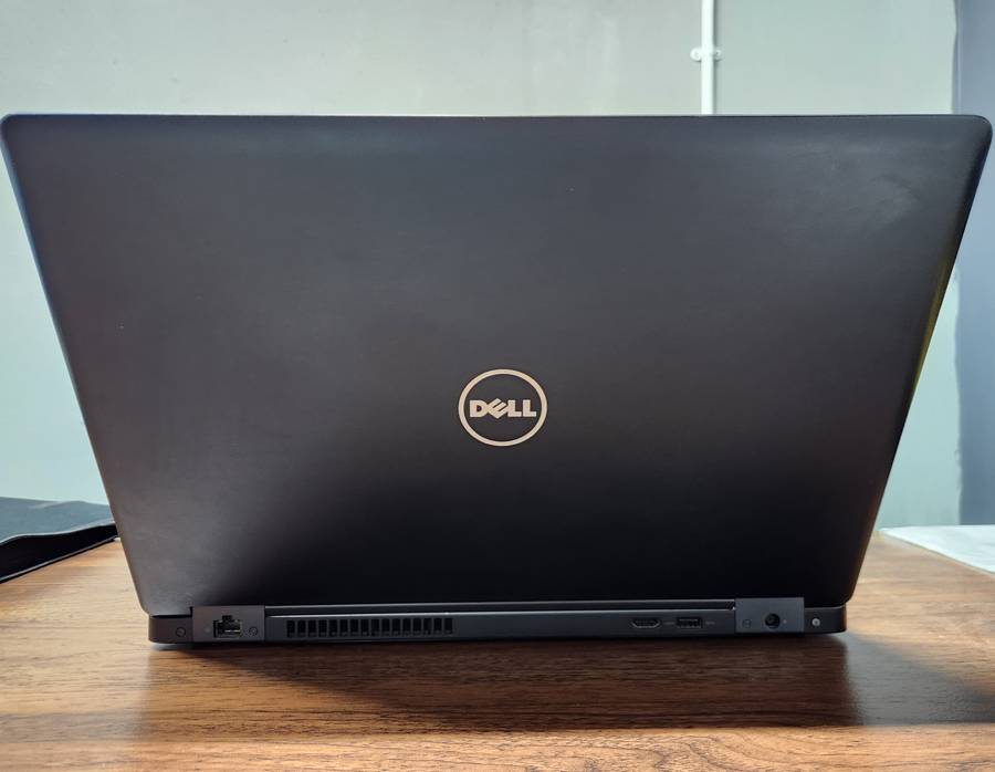 Dell Precision 3520 - i7 | 32GB Ram | 512GB NVME | NVIDIA Quadro 2GB DDR5