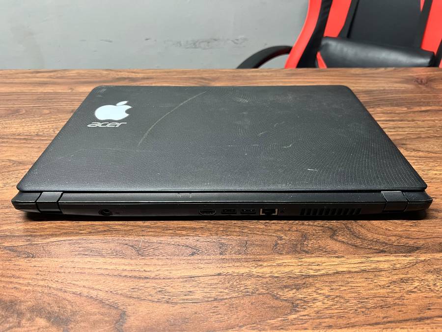 Acer Aspire ES 15 - i5 7TH Gen