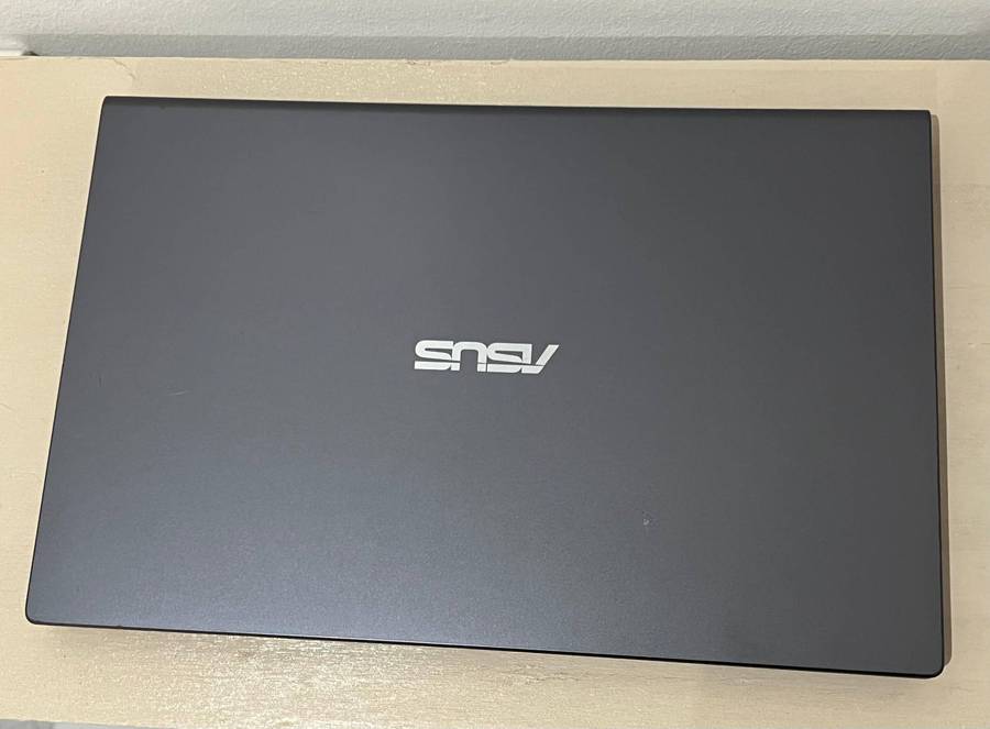 ASUS X515E i7 11TH GEN