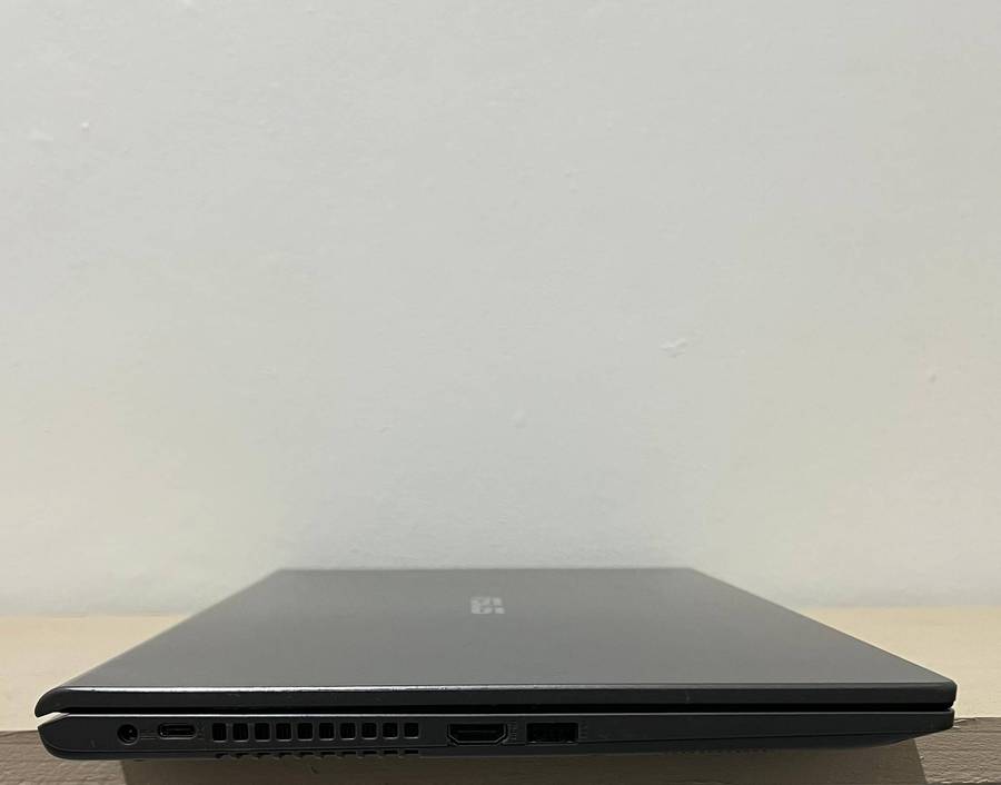 ASUS X515E i7 11TH GEN