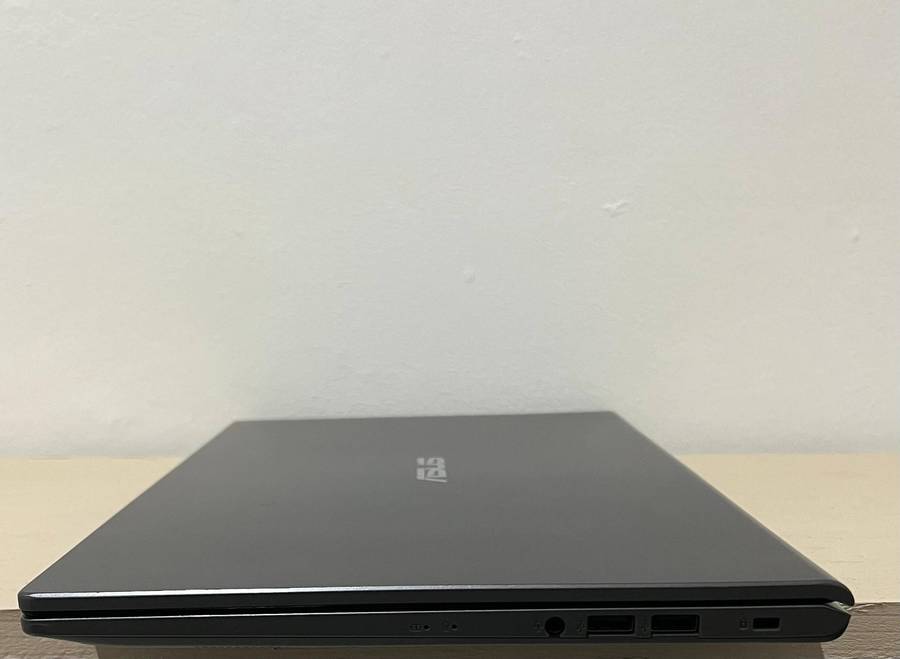 ASUS X515E i7 11TH GEN