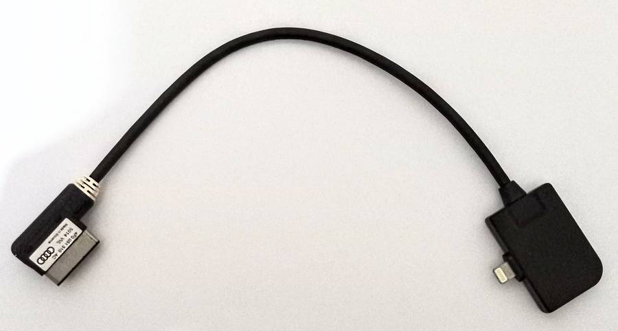 Audi 4F0 051 510 AC Adapter iPod iPhone Lightning Music Interface