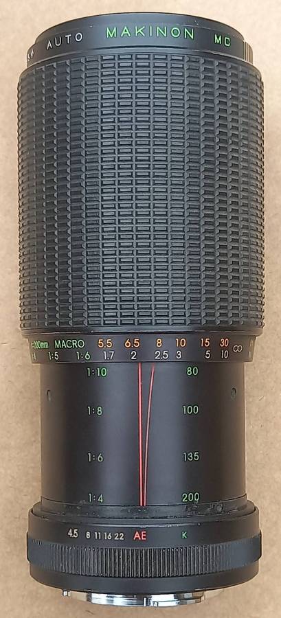Makinon MC Auto Zoom 4.5, 80-200mm AE Lens in Working Condition