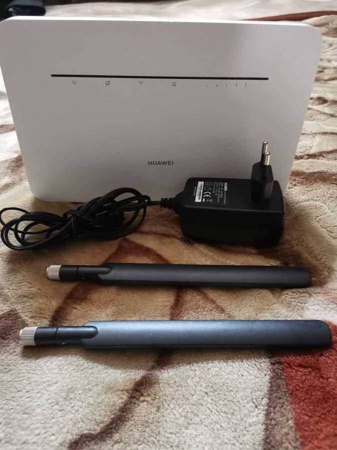 Huawei B535-932 4G LTE WiFi router