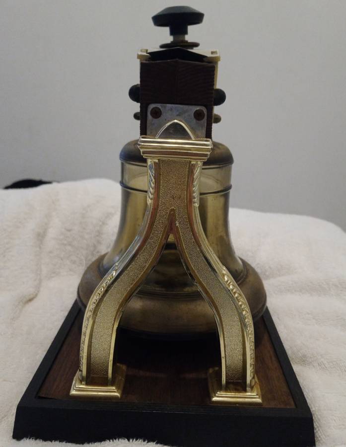Vintage Collectable Liberty Bell Whisky Musical Decanter. Working