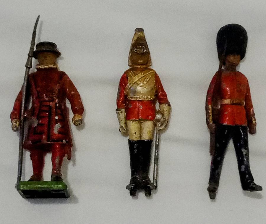 Vintage Collectable Lot of 3 Britains Deetail British Guard Toy Soldiers England. Metal soldiers,