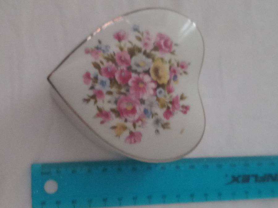 Vintage Brinns Porcelain Heart Shaped Trinket Box/ Dresser Box . Possible Originally from Japan , U