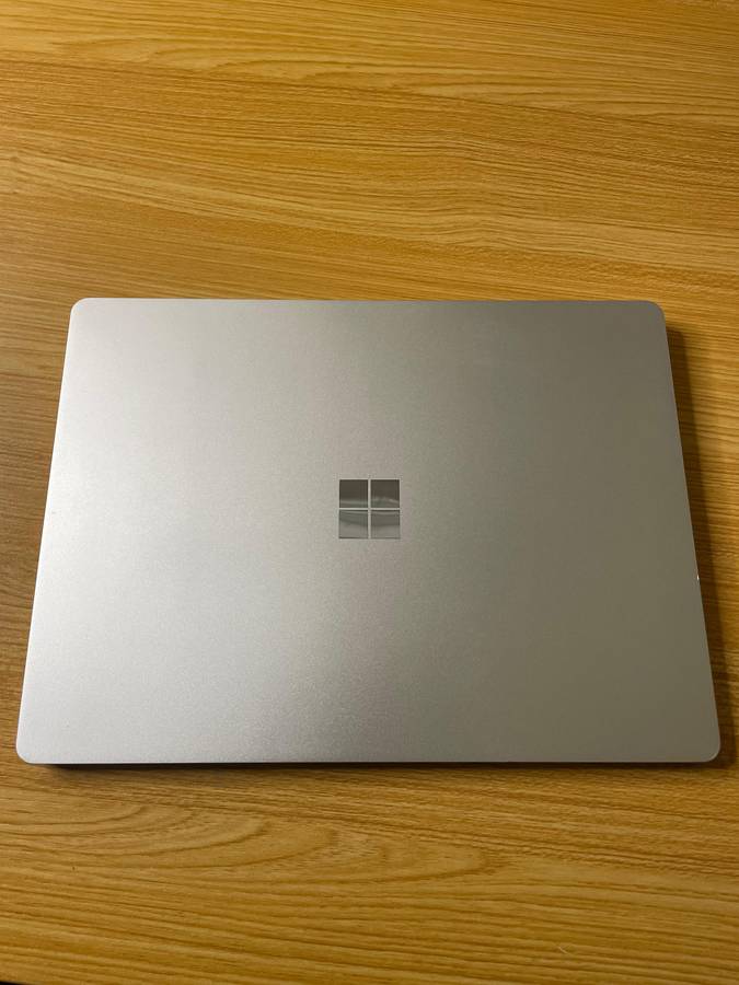 Microsoft Surface Laptop Go - i5 - 1035G1 CPU - 8 GB - RAM - 256 GB SSD