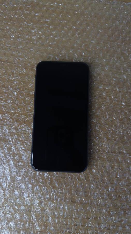 Apple iPhone 11 - 64 GB - Black