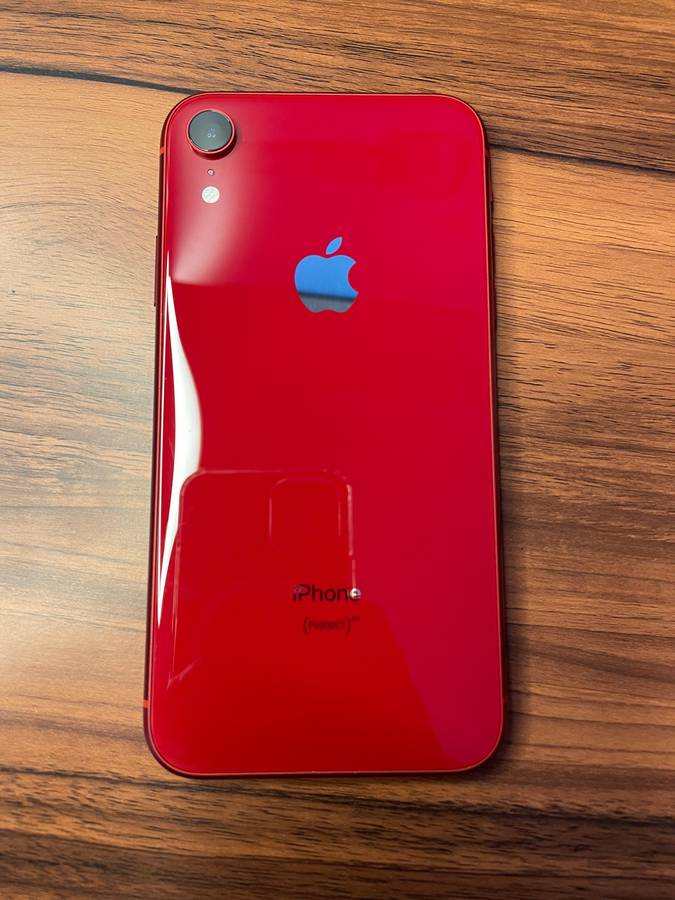 Apple iPhone XR - Red - 64 GB