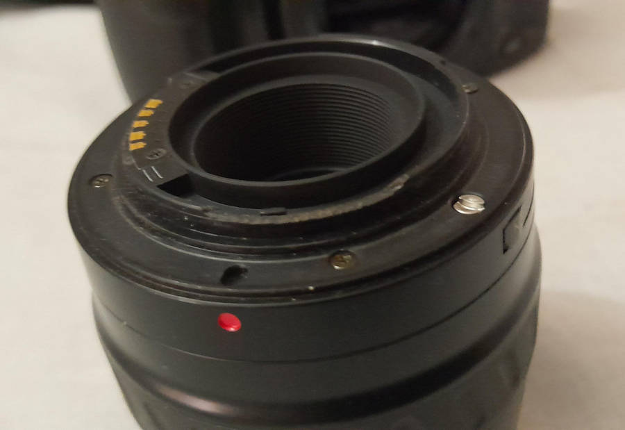 Minolta Dynax 300si 35mm SLR Film Camera