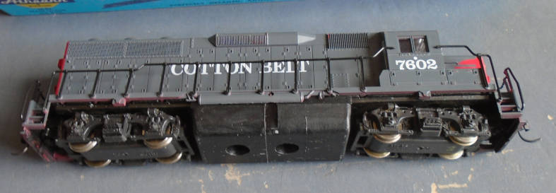 ATHEARN HO SCALE - COTTON BELT DIESEL LOCO, BOXED
