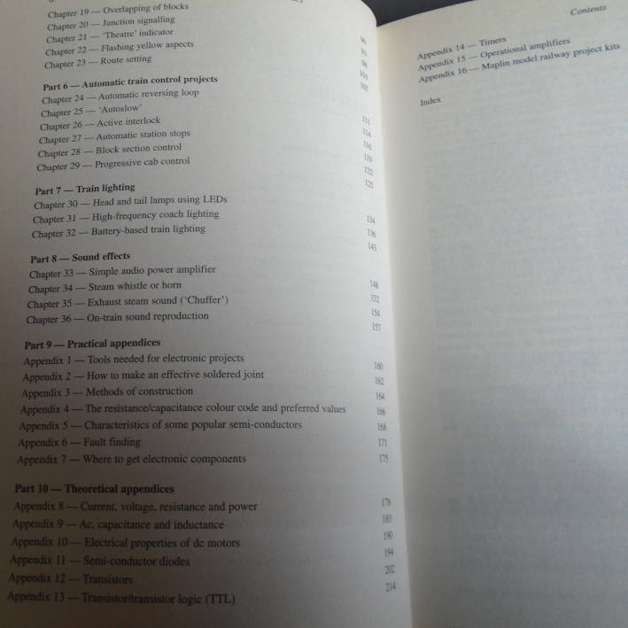 MODEL RAILWAY ELECTRONICS by ROGER ADAMS