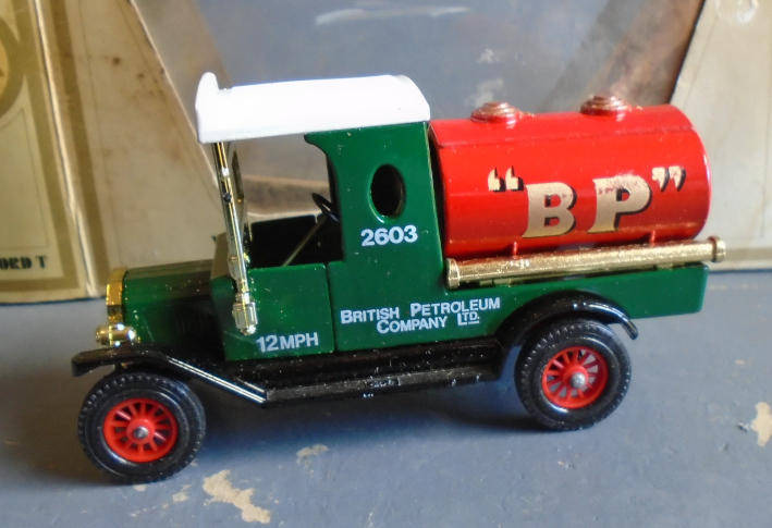 MATCHBOX - 1912 FORD T TANK WAGEN, BOXED