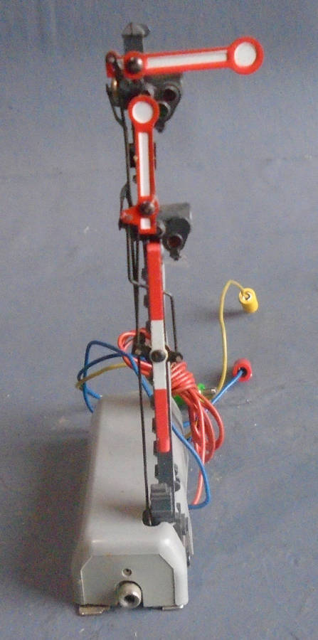 MARKLIN HO SCALE - HOME SIGNAL
