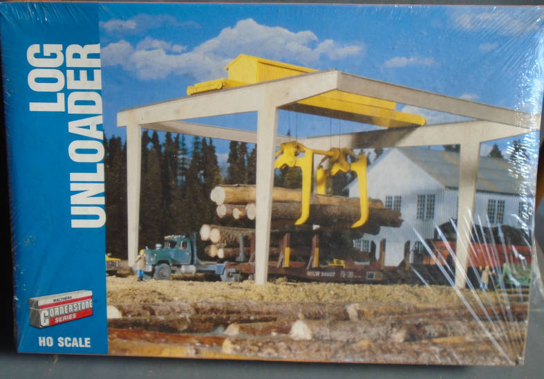 WALTHERS HO SCALE - LOG UNLOADER KIT, BOXED