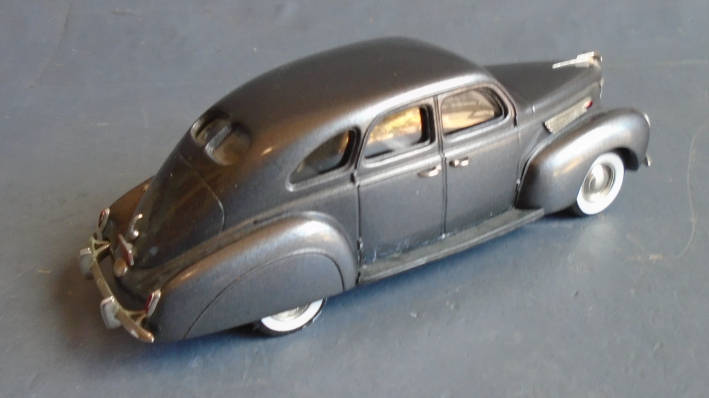BROOKLIN 1/43 SCALE - 1938 LINCOLN ZEPHYR 4 DOOR SEDAN - BOXED