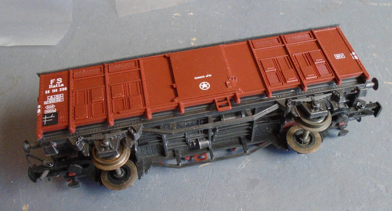 ROCO HO SCALE - FS CLOSED GOODS WAGON - BOXED