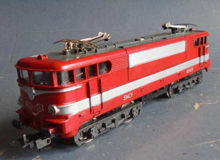 LIMA HO SCALE - SNCF ELECTRIC LOCO, BOXED, SEE BELOW