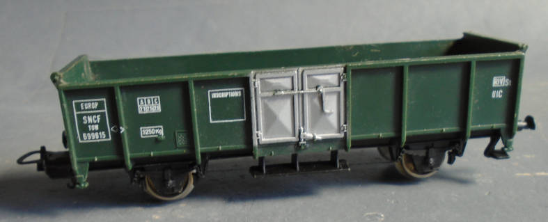 LIMA HO SCALE - SNCF SIDE DOOR GOODS WAGON