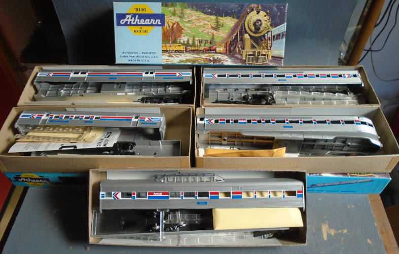ATHEARN HO SCALE - 5 X AMTRAK COACH KITS, ALL BOXED