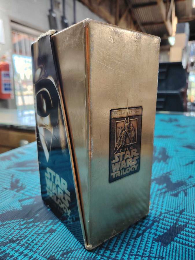 STAR WARS Special Edition Trilogy BOX SET *Rare find*