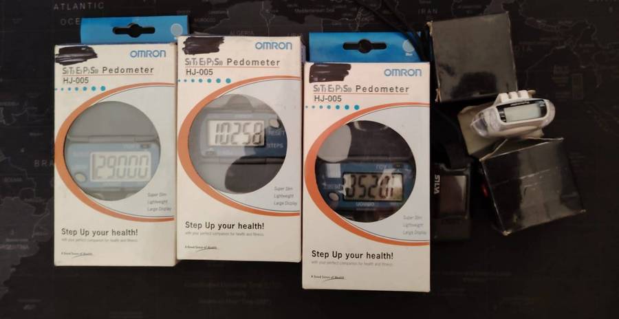Step counters / pedometers * LOT of x6 *