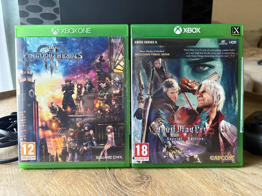 Xbox Series X 1TB + 2 Games