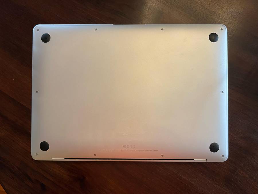 MacBook Air 13" M1 8GB RAM 256GB HD