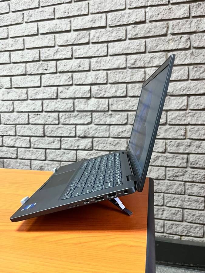 Dell Latitude 7330 Core i5 vPro 12th Gen