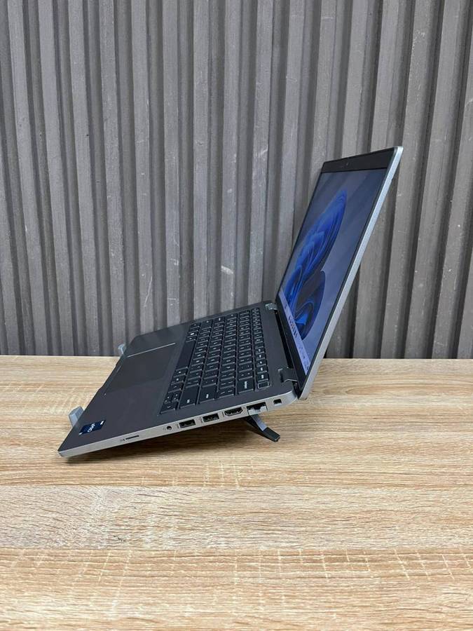 Dell Latitude  5430 Core i7 vPro 12th Gen