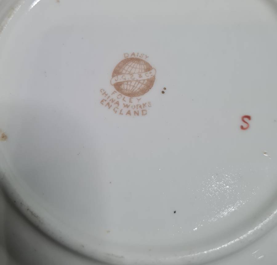 Foley China Works Trio ( cup saucer and plate ) Daisy pattern