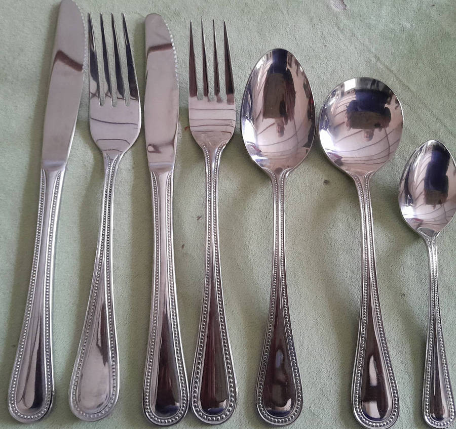 48 piece Loumo cutlery set in wooden canteen