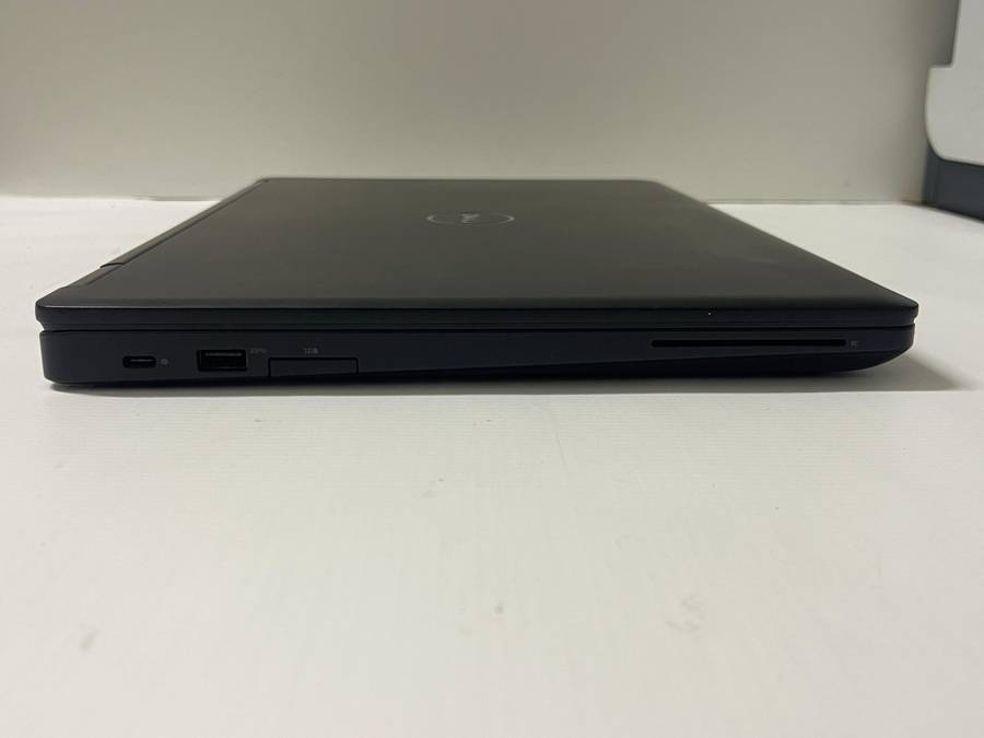 Dell Latitude 5580 Intel Core i5-7200U 2.5GHz 16GB DDR4 RAM 512GB SSD