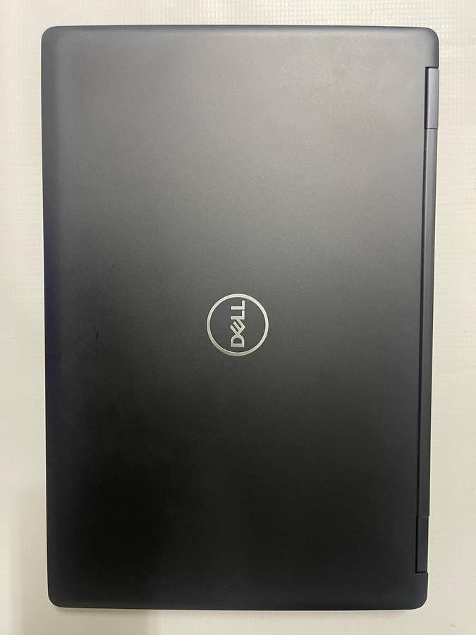 Dell Latitude 5590 - 15.6" FHD - Intel Core i5 8250U 8th Gen Quad Core - 16GB RAM - 256GB NVMe SSD