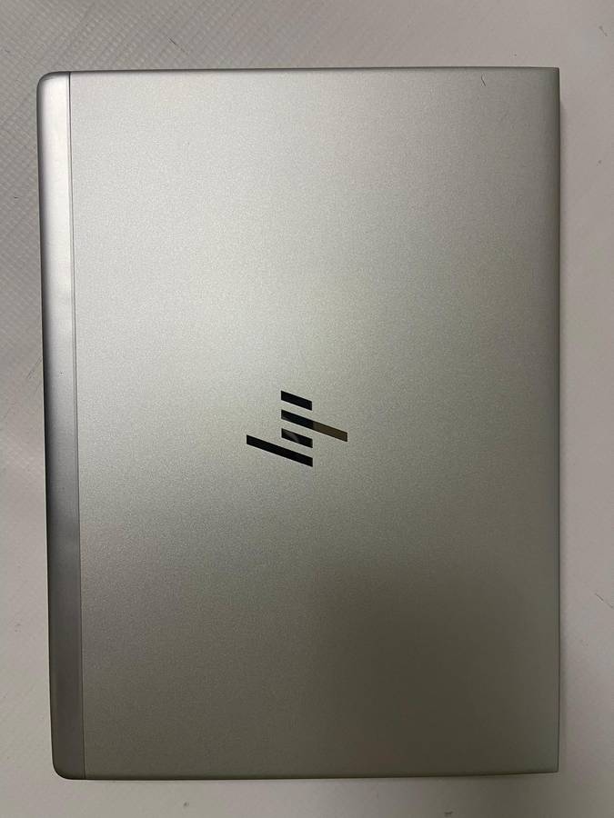 HP EliteBook 735 G5  Ryzen 7 PRO 2700U / 13.3 FHD / AMD Radeon Vega Graphics / 8GB RAM / 256GB SSD
