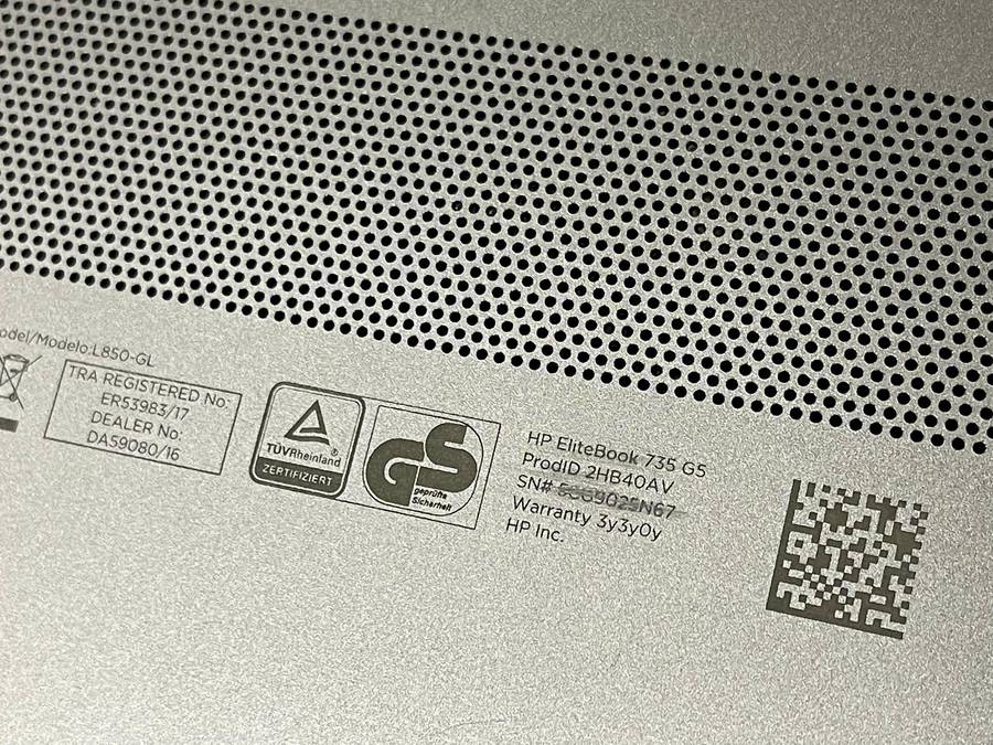 HP EliteBook 735 G5  Ryzen 7 PRO 2700U / 13.3 FHD / AMD Radeon Vega Graphics / 8GB RAM / 256GB SSD