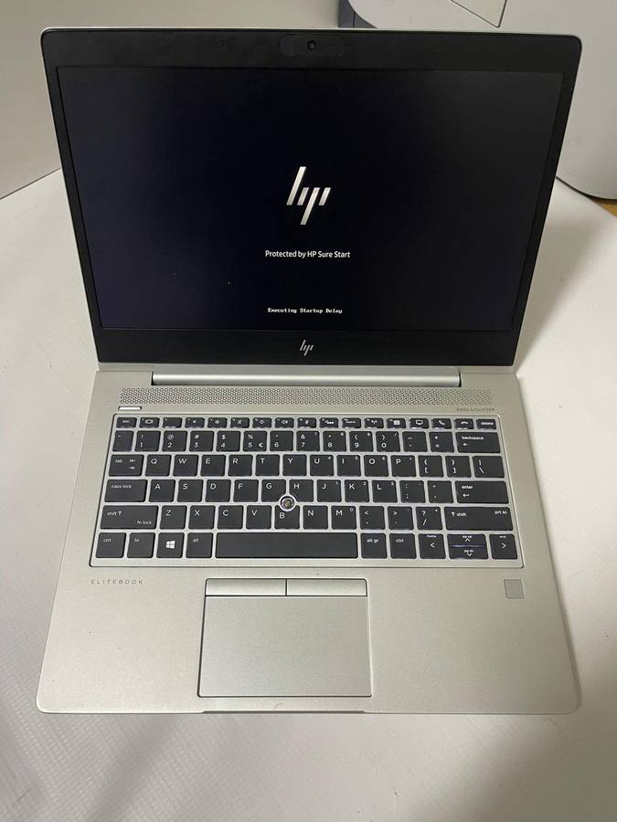 HP EliteBook 735 G5  Ryzen 7 PRO 2700U / 13.3 FHD / AMD Radeon Vega Graphics / 8GB RAM / 256GB SSD
