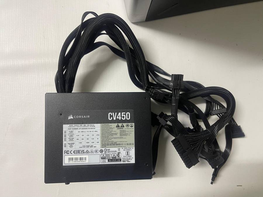 Corsair CV Series CV450  450 Watt 80 Plus® Bronze Certified PSU