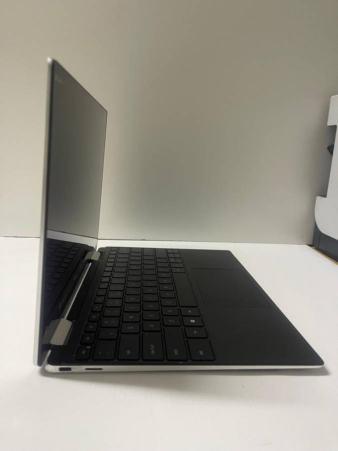 Dell XPS 13 9310 13.4-inch Touchscr 2-in-1 x360 Convertible Laptop Core i7-1165G7 16GB RAM 512GB SSD