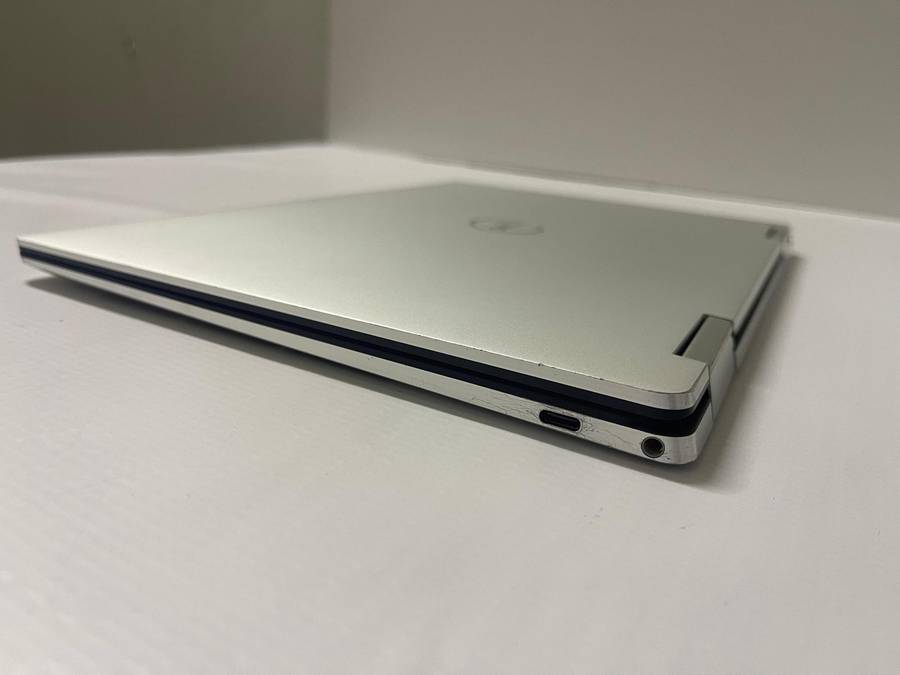 Dell XPS 13 9310 13.4-inch Touchscr 2-in-1 x360 Convertible Laptop Core i7-1165G7 16GB RAM 512GB SSD