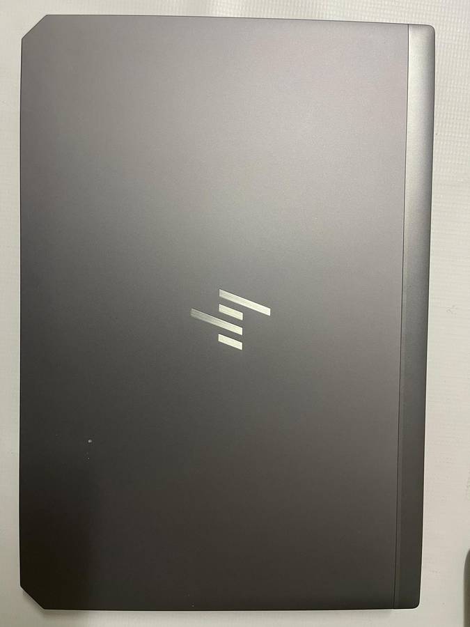 HP ZBook 17 G5 Mobile Workstation Core i7-8750H 17.3" FHD 32GB RAM 1TB SSD Quadro T1000 4GB DDR5 GPU