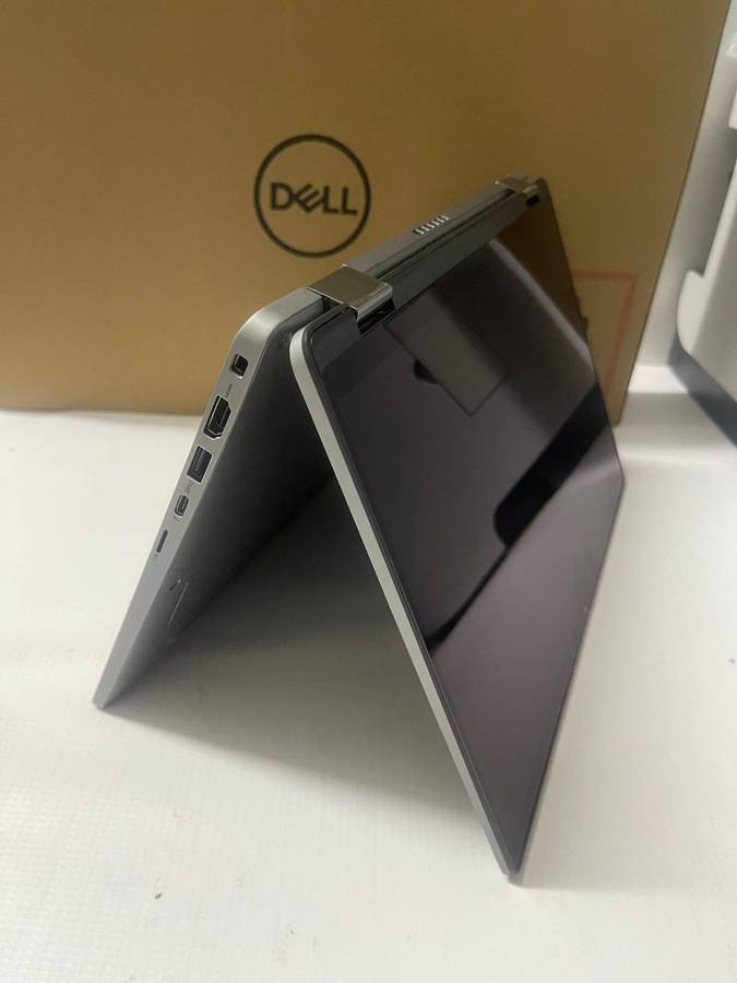 Dell Latitude 7420 2-in-1 14" Touchscreen Convertible Laptop Intel Core i7-1165G7 512GB SSD 16GB RAM