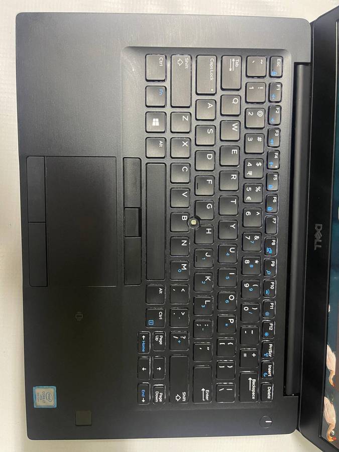 DELL LATITUDE 7490 - Intel Core i7 8650U 8TH GEN - 16GB DDR4 - 512GB SSD - LAPTOP