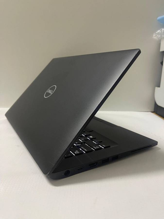DELL LATITUDE 7490 - Intel Core i7 8650U 8TH GEN - 16GB DDR4 - 512GB SSD - LAPTOP