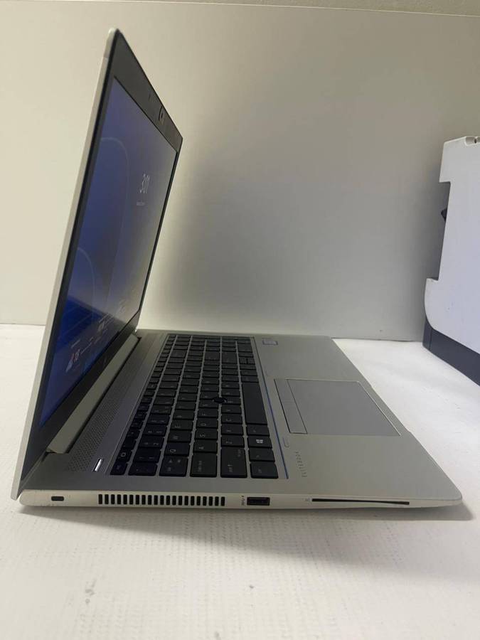 HP EliteBook 850 G5 LAPTOP  Core i5-8250U 8TH GEN / 15.6 FHD / 24GB RAM / 512GB SSD / Win 11
