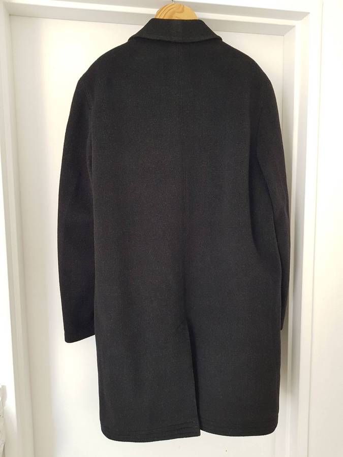 SMART MENS SINGLE BREASTED THREE-QUARTER WOOL COAT.