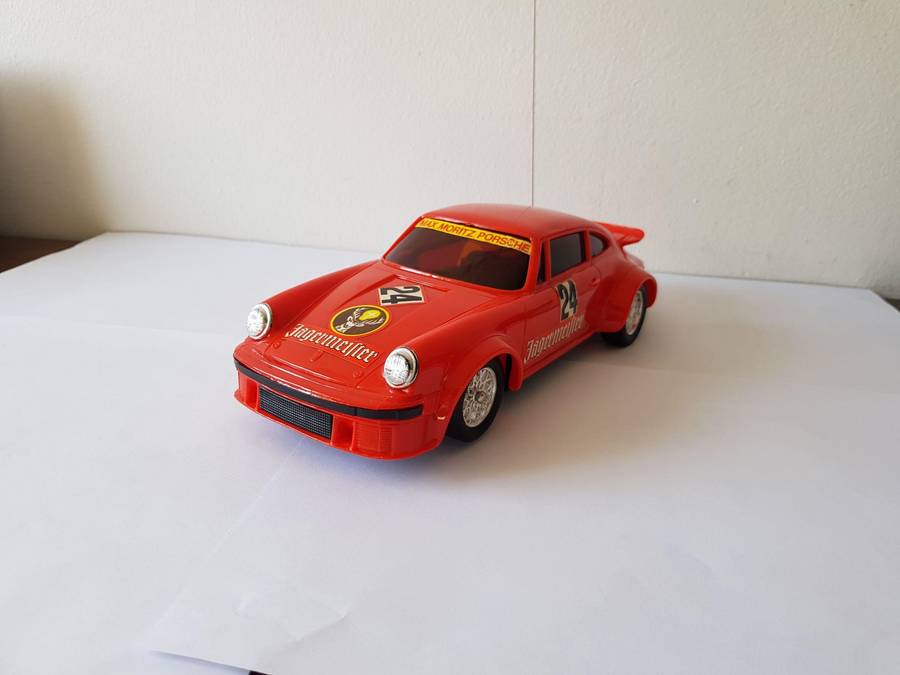 VINTAGE 1979 PORSCHE 930 TURBO JAGERMEISTER POWER ELECTRA RADIO CONTROLLED 1/18 SCALE MODELCAR.